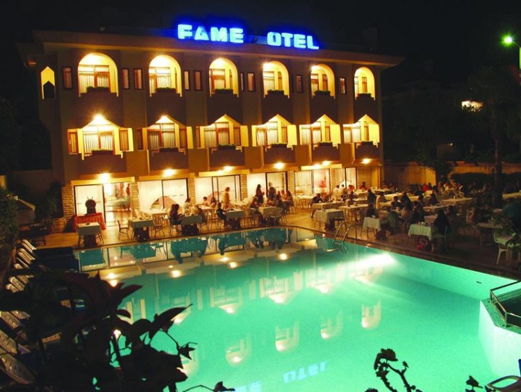 FAME HOTEL - pic #4